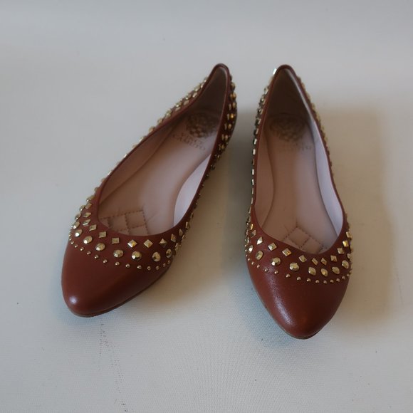 Vince Camuto Shoes - VINCE CAMUTO BROWN STUDDED "TANYA" FLAT 7.5 *